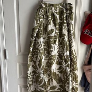 Abercrombie & Fitch Olive Green and White Maxi Skirt